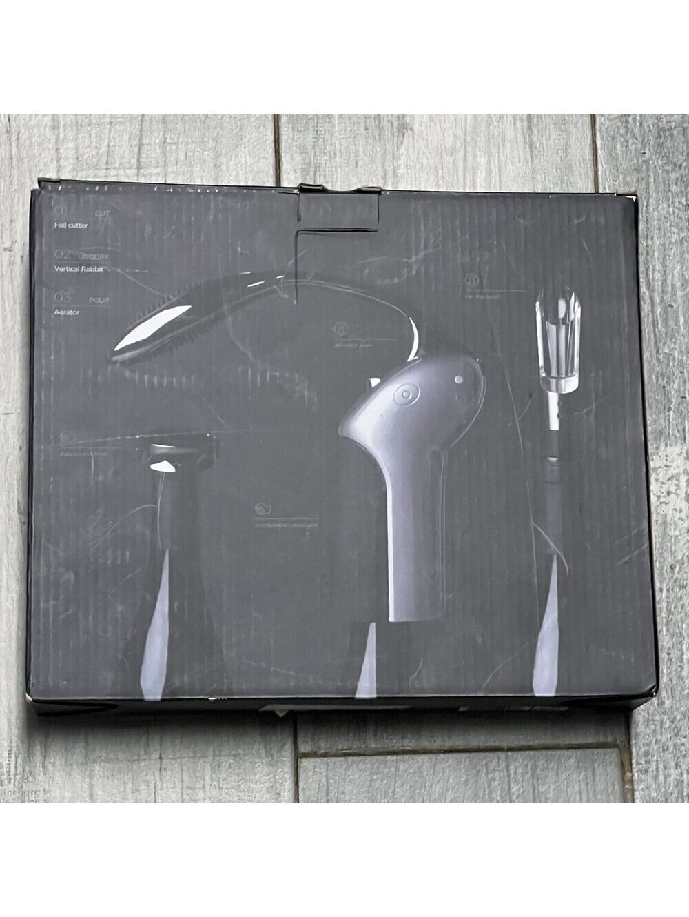 NEW Rabbit Vertical Rabbit With Aerator Pourer Foil Cutter Gift Set Opened